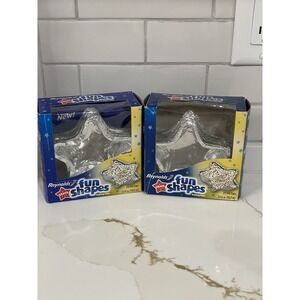 Reynolds Fun Shape Stars Foil Baking Cups 45 Count Cake Cookie Jello 3.5 oz READ
